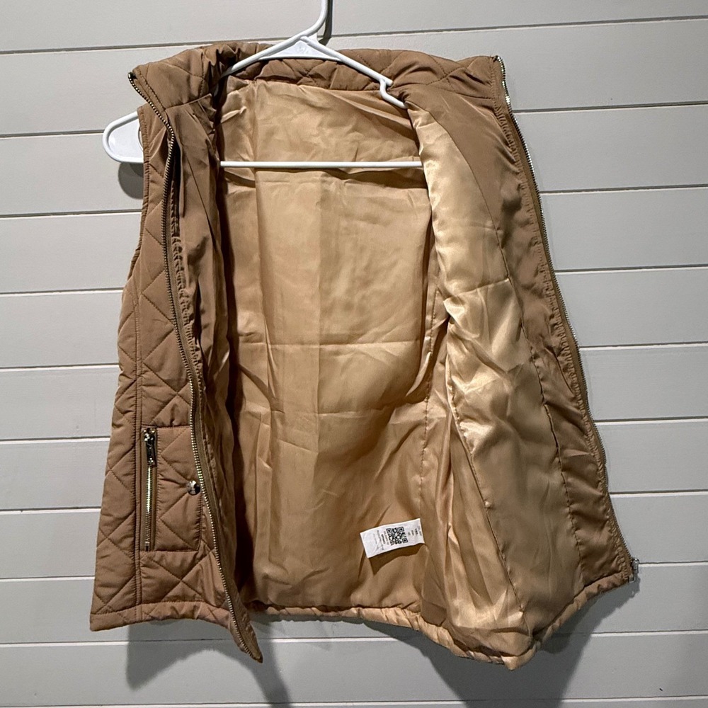 Quilted Puffer Vest Brown Khaki Diamond Stitch NWOT Full Zip Mock Neck M - Picture 4 of 6
